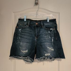 Judy Blue Mid-Rise Beach Splash Destroyed Shorts